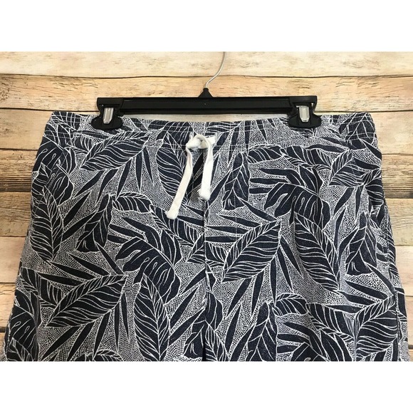 Goodfellow & Co Palm Tree Tropical Blue Shorts - Picture 4 of 5